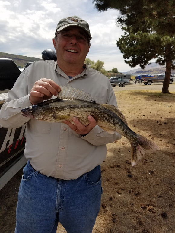 Columbia River walleye as those present elsewhere love nightcrawlers!  